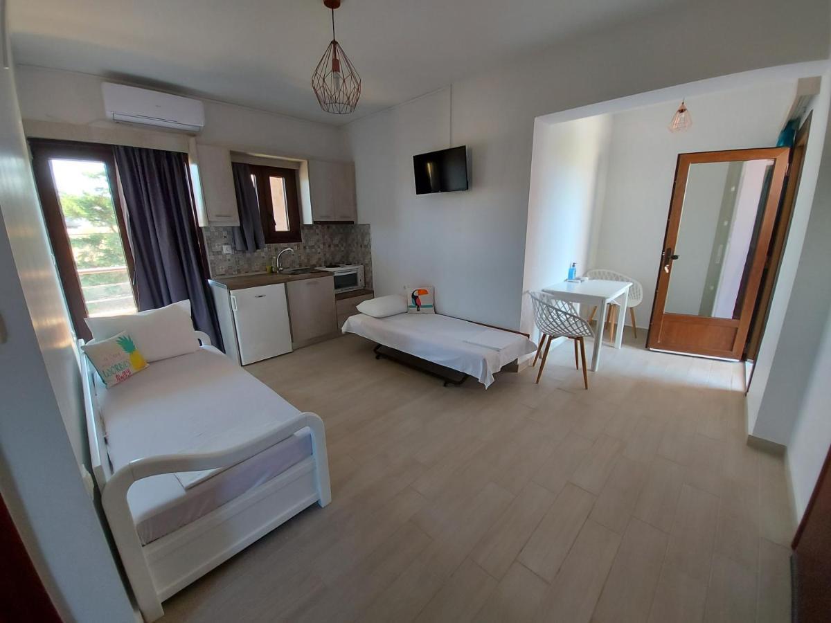 Golden View Apartments Myrina Limnos 外观 照片